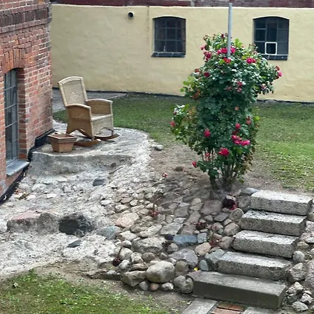 Urlaub In Einer Historischen Wassermuehle An Der Trave Lubeca Exterior foto