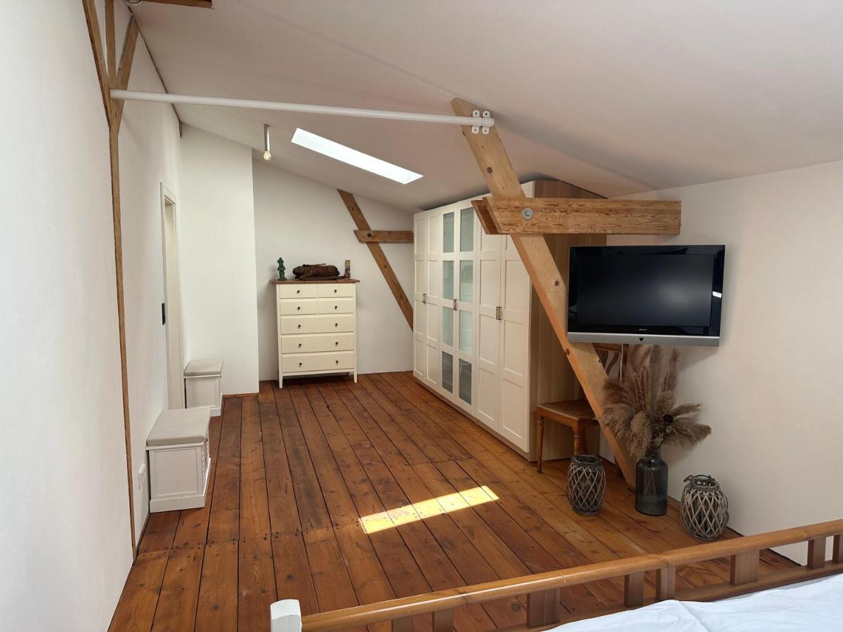 Apartment Urlaub In Einer Historischen Wassermuehle An Der Trave