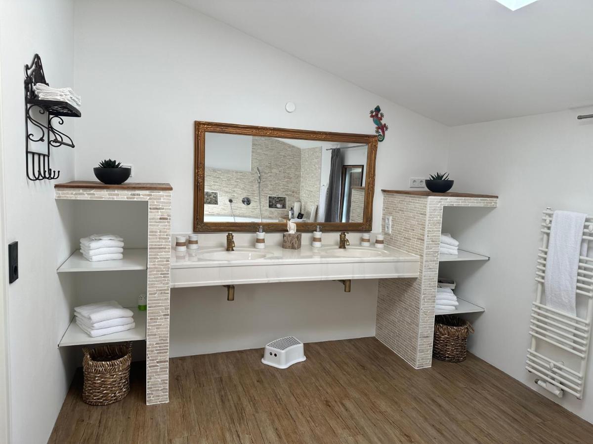 Apartment Urlaub In Einer Historischen Wassermuehle An Der Trave
